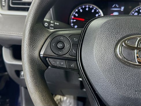 Used 2022 Toyota RAV4 XLE image 14