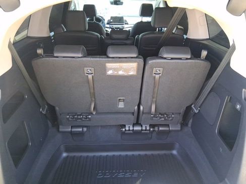 Used 2025 Honda Odyssey EX-L image 6