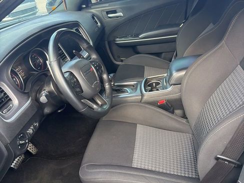 Used 2022 Dodge Charger R/T RWD image 1
