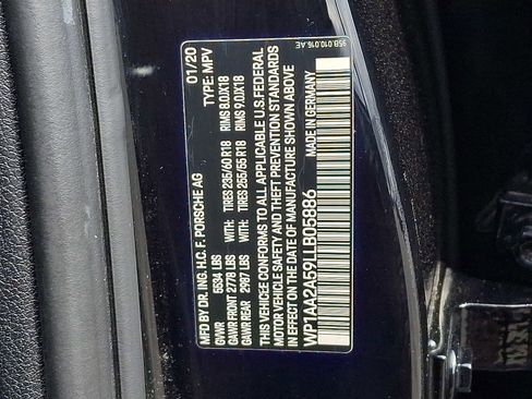 Used 2020 Porsche Macan image 27