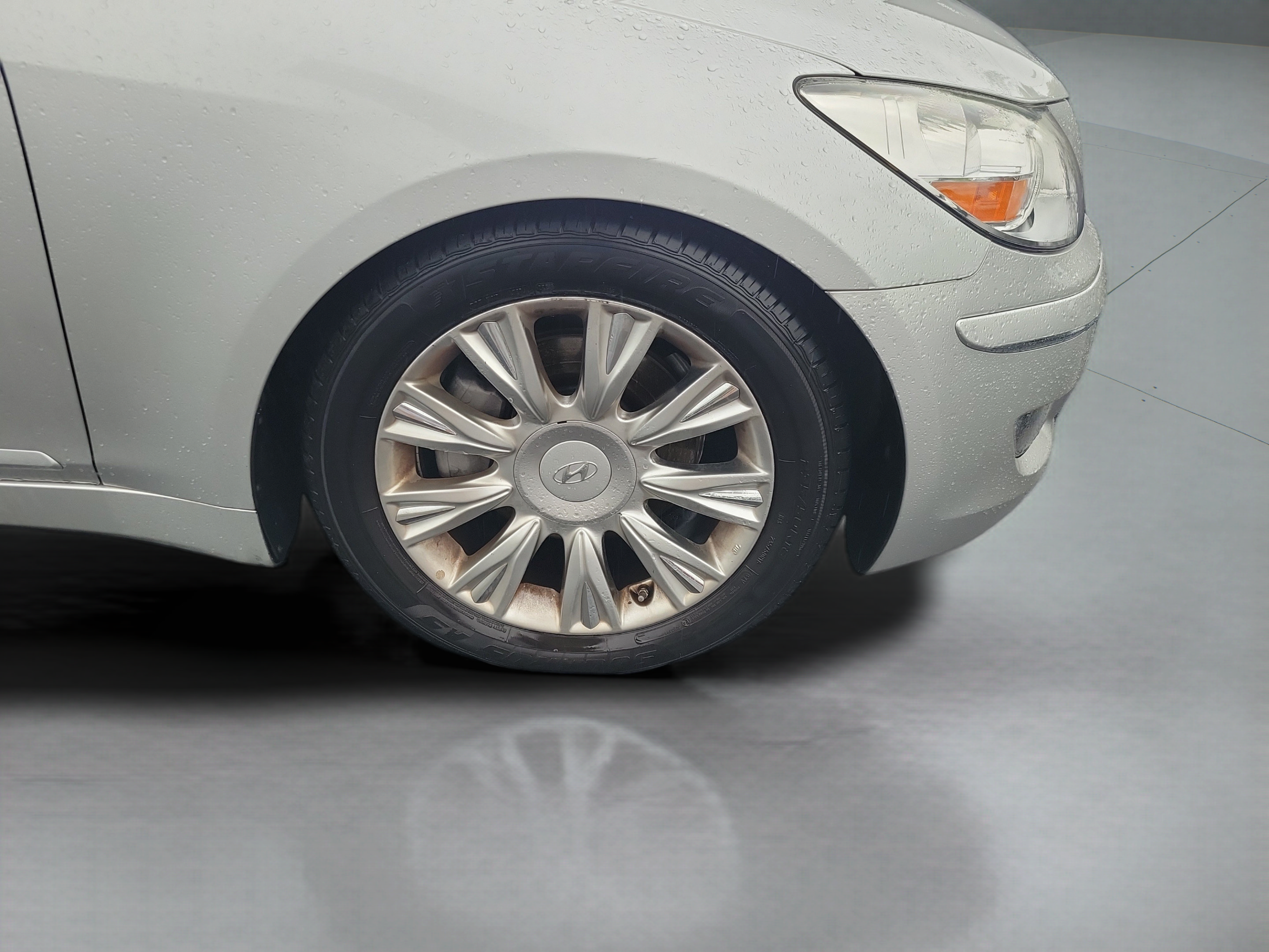 Used 2009 Hyundai Genesis 3.8 w/ Technology Pkg 4 RWD image 17