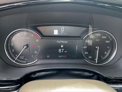 Used 2024 Cadillac XT6 Premium Luxury w/ LPO, Floor Liner Package FWD image 26