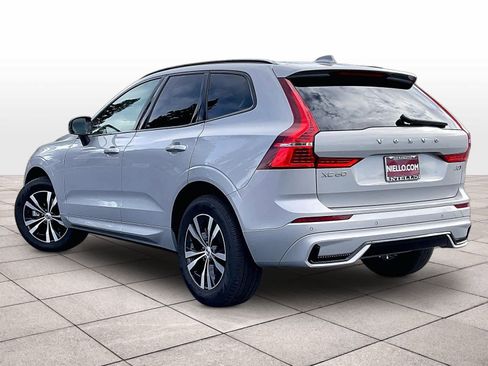 Used 2025 Volvo XC60 B5 Core image 14