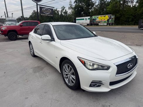 Used 2017 INFINITI Q50 2.0t RWD image 9
