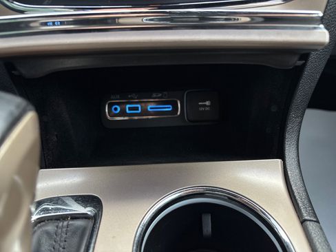 Used 2017 Jeep Grand Cherokee Laredo image 31