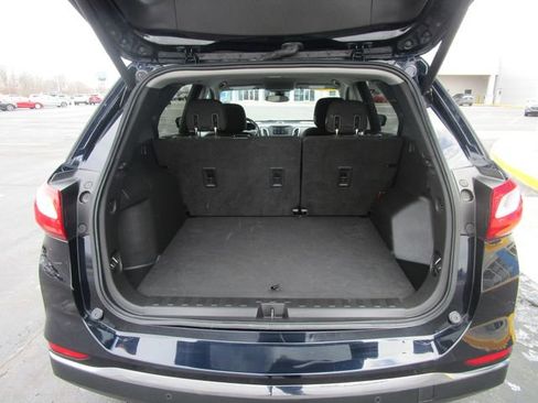 Used 2020 Chevrolet Equinox LT w/ Driver Convenience Package image 21