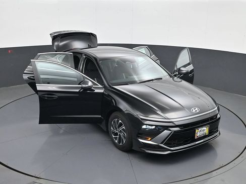 New 2026 Hyundai Sonata Blue FWD image 29