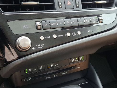 Used 2022 Lexus ES 350 w/ Premium Package FWD image 16