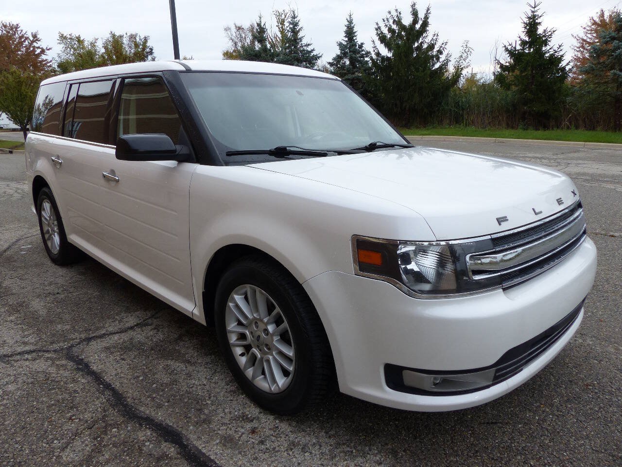 Used 2019 Ford Flex SEL w/ Equipment Group 202A AWD/4WD image 17