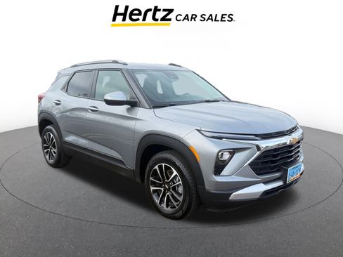 Used 2025 Chevrolet TrailBlazer LT image 1