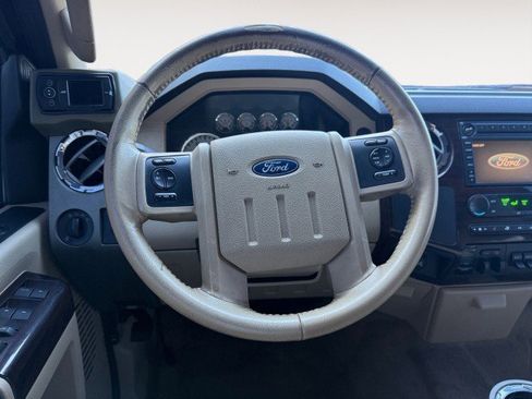 Used 2008 Ford F250 4x4 Crew Cab Super Duty image 10