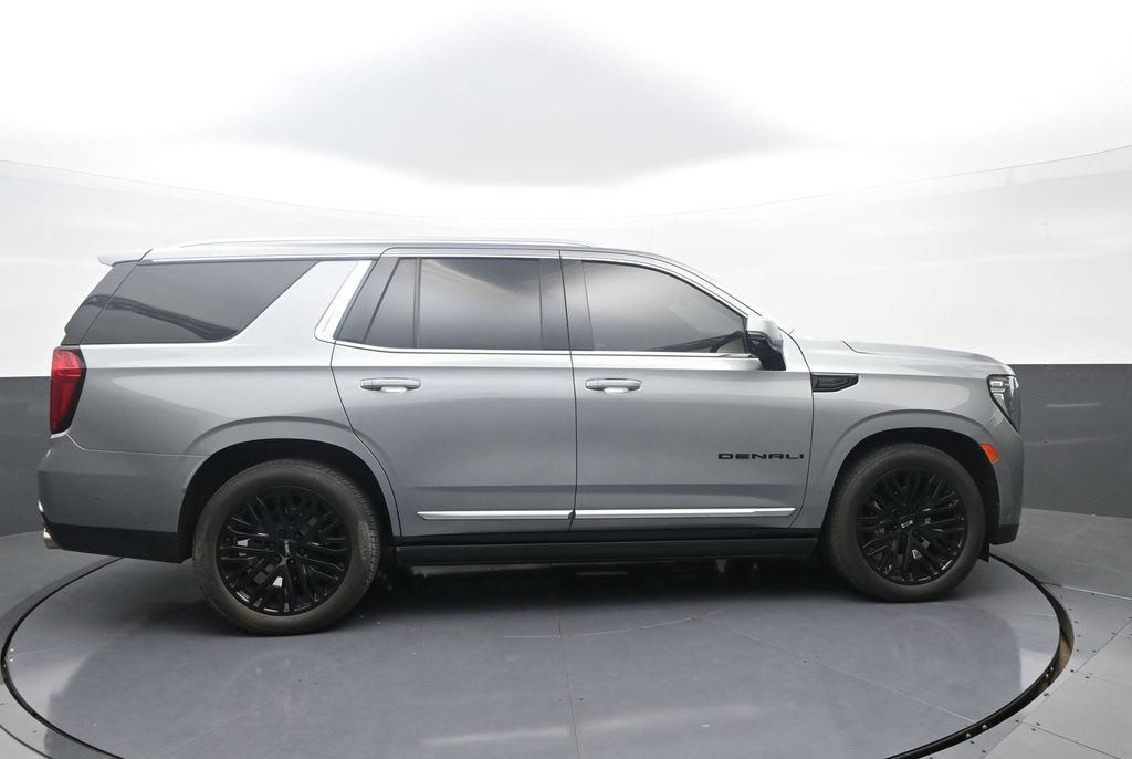 Used 2024 GMC Yukon Denali w/ Denali Reserve Package AWD/4WD image 8