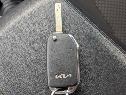 Certified 2023 Kia Sportage LX FWD image 35