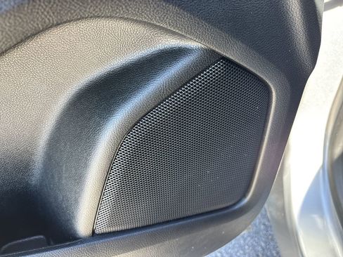 Used 2022 Ford Edge SE w/ Black Appearance Package image 18