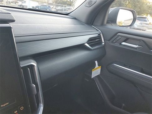 New 2026 GMC Acadia Elevation image 25