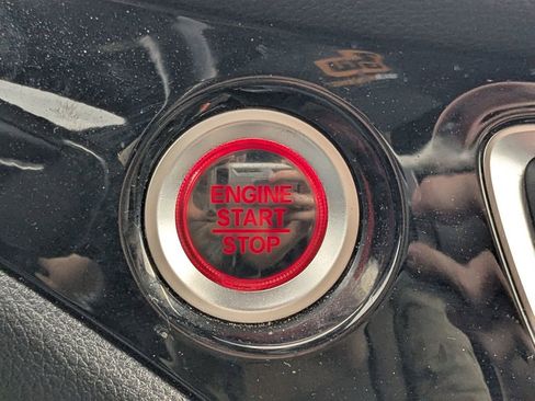 Used 2022 Honda Ridgeline Black Edition image 32