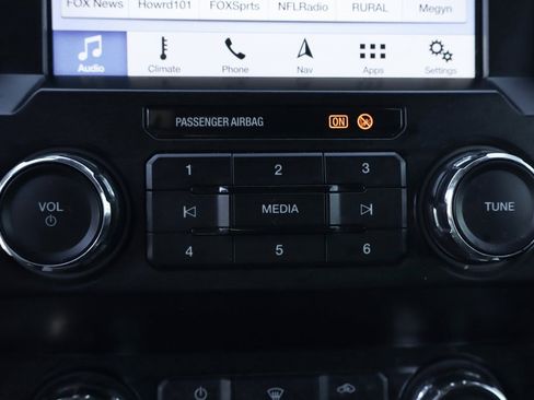 Used 2019 Ford F250 Lariat w/ Lariat Value Package image 38