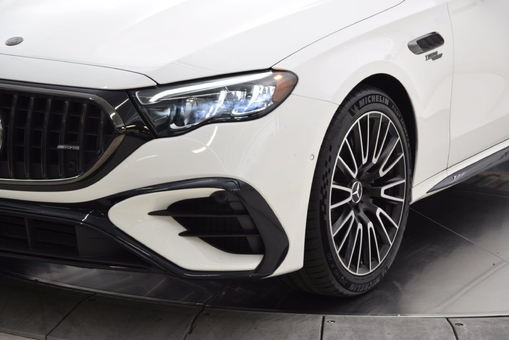 New 2026 Mercedes-Benz E 53 AMG e 4MATIC Sedan image 39