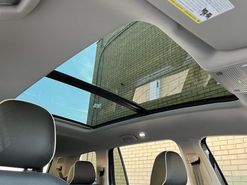 New 2026 Volkswagen Atlas SEL Premium R-Line AWD/4WD image 8