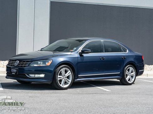 Used 2012 Volkswagen Passat TDI SEL Premium image 2