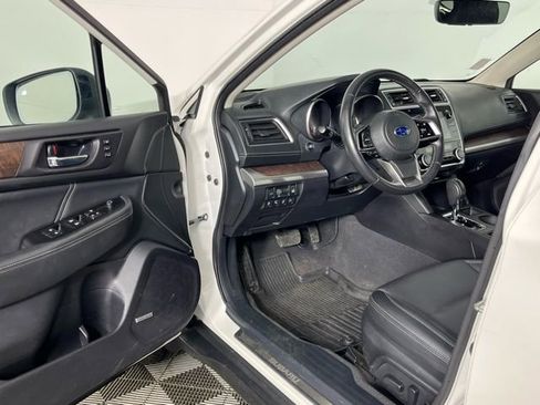 Used 2019 Subaru Outback 2.5i Limited w/ Popular Package #2 image 24