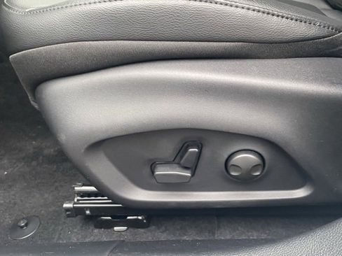 New 2026 Jeep Compass Limited image 16