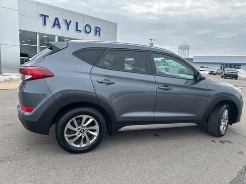 Used 2018 Hyundai Tucson SEL image 15