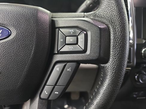 Used 2015 Ford F150 XLT w/ Equipment Group 302A Luxury AWD/4WD image 17