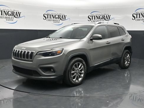 Used 2020 Jeep Cherokee Latitude Plus w/ Comfort/Convenience Group FWD image 4