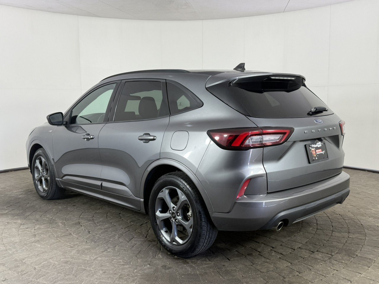 Used 2024 Ford Escape ST-Line FWD image 5