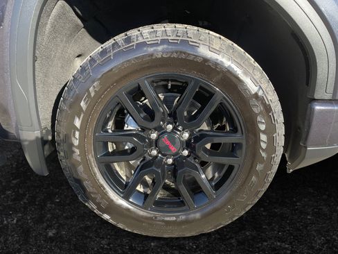 Certified 2026 GMC Sierra 1500 Elevation image 15