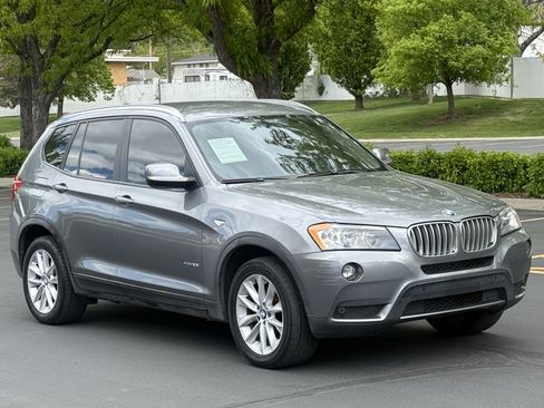 Used 2014 BMW X3 xDrive28i w/ Lighting Package AWD/4WD image 2