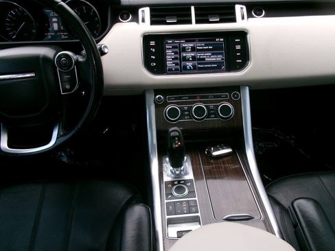 Used 2014 Land Rover Range Rover Sport HSE AWD/4WD image 22