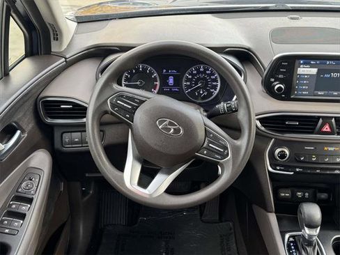 Used 2020 Hyundai Santa Fe SE image 13