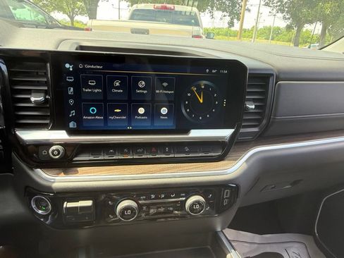Used 2024 Chevrolet Silverado 1500 RST AWD/4WD image 12