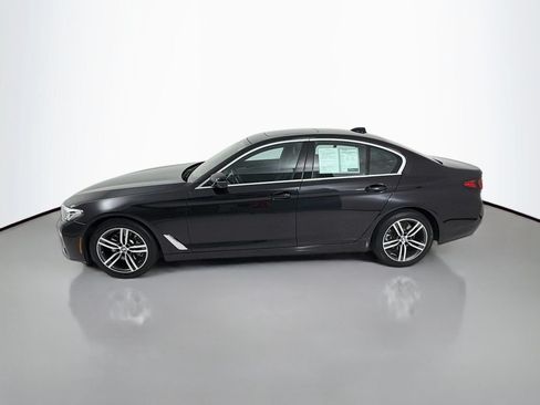Used 2021 BMW 530i xDrive w/ Convenience Package AWD/4WD image 4