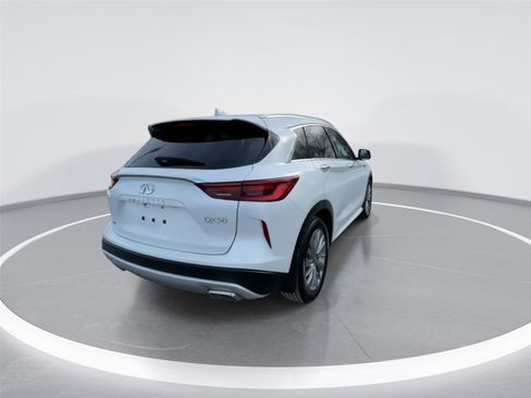 Used 2023 INFINITI QX50 Luxe image 7