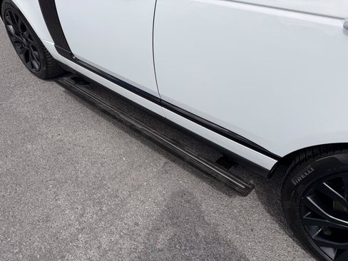 Used 2019 Land Rover Range Rover HSE AWD/4WD image 12