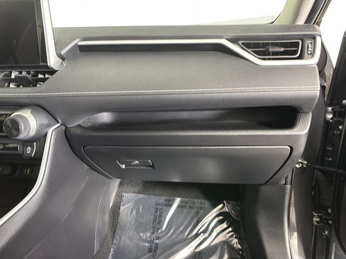 Used 2024 Toyota RAV4 LE AWD/4WD image 23