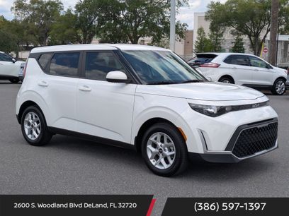 Used 2024 Kia Soul LX w/ Option Group 015
