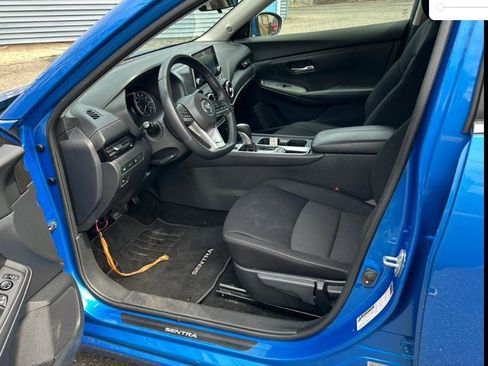 Used 2023 Nissan Sentra SV w/ All-Weather Package image 5