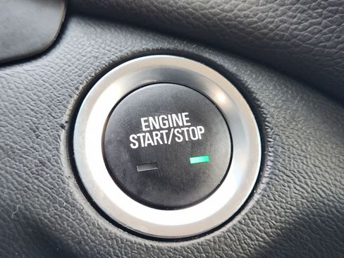 Used 2023 Chevrolet Equinox LT AWD/4WD image 19