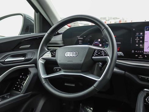 Used 2025 Audi Q5 Premium Plus w/ Premium Plus AWD/4WD image 20