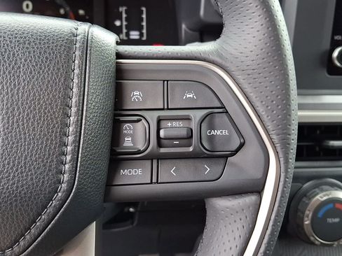 Certified 2026 Toyota 4Runner SR5 AWD/4WD image 25