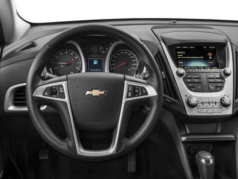 Used 2016 Chevrolet Equinox LT image 8