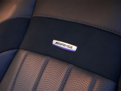 Used 2024 Mercedes-Benz GLS 63 AMG 4MATIC image 30