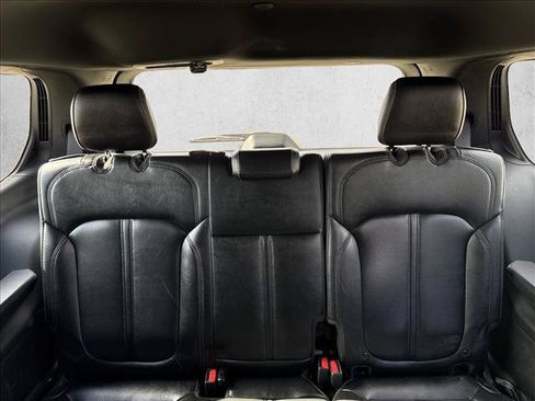 Used 2022 Jeep Wagoneer Series II RWD image 19