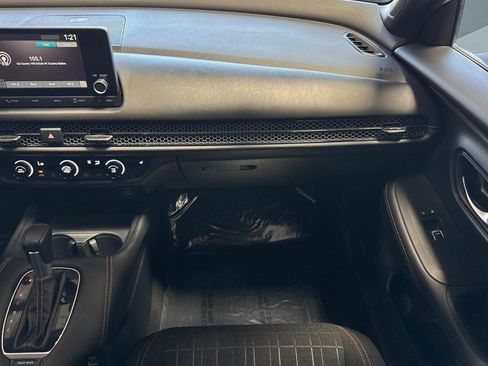 Used 2023 Honda HR-V Sport image 31