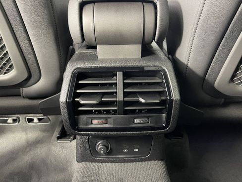 New 2025 Audi Q3 2.0T Premium image 34