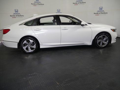 Used 2019 Honda Accord EX image 3